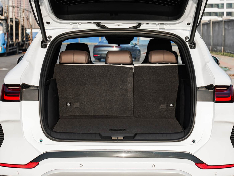 BYD Song Plus 2025 DM-i Premium - 48 BYD Song Plus 2025 DM-i Premium - 48 | bex-auto.com