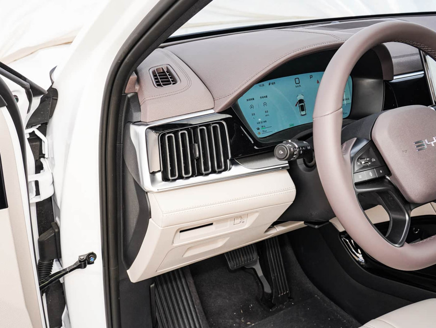 BYD Song Plus 2025 DM-i Premium - 11 BYD Song Plus 2025 DM-i Premium - 11 | bex-auto.com