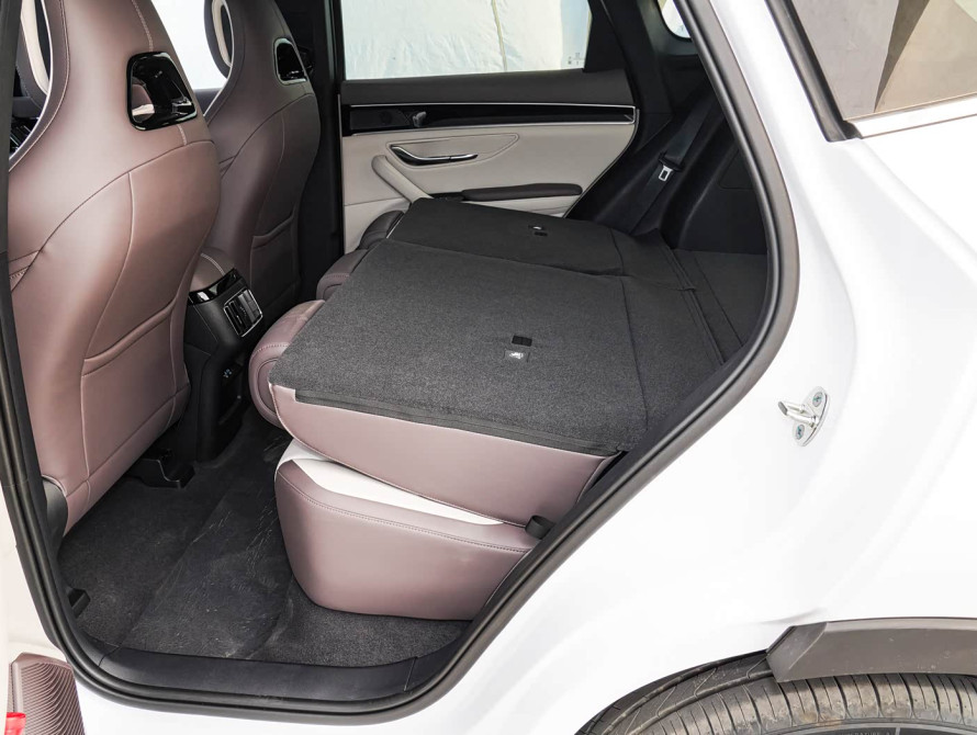 BYD Song Plus 2025 DM-i Premium - 37 BYD Song Plus 2025 DM-i Premium - 37 | bex-auto.com