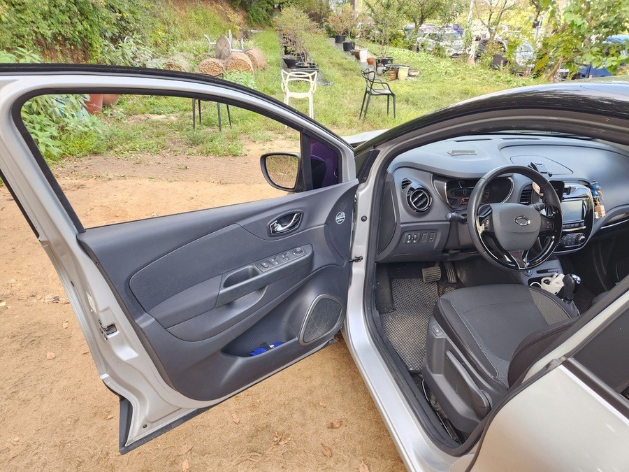 Renault QM3 LE (Captur) 2015 Renault QM3 LE (Captur) 2015